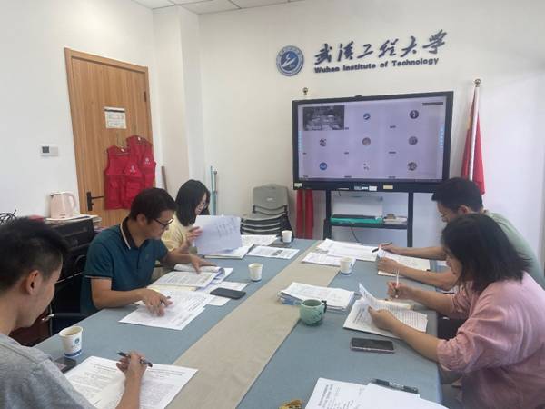 http://zq.wit.edu.cn:8080/_vsl/5CAB7C76C72DF8F22A18E8239932153B/E859C3F1/3F99E